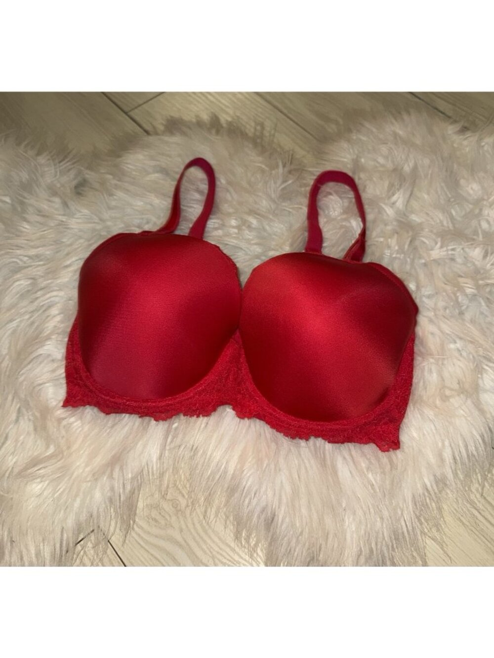 Victorias Secret Dream Angels Lined Demi Bra Lace Underwire Womens 34DDD Red